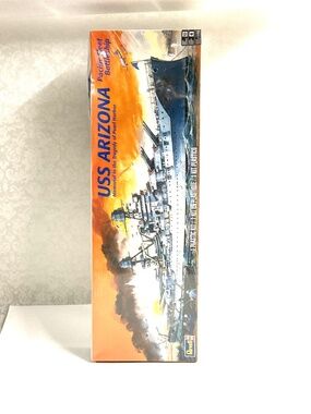 Revel USS ARIZONA kit #85-0302.  NIB